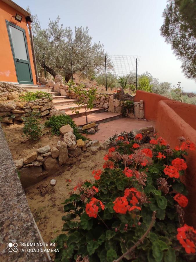 B&B Borgo Pileri Mazzarino Екстер'єр фото