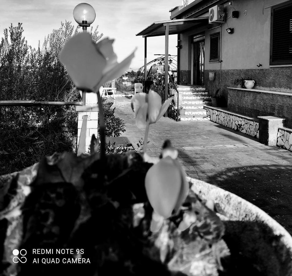 B&B Borgo Pileri Mazzarino Екстер'єр фото
